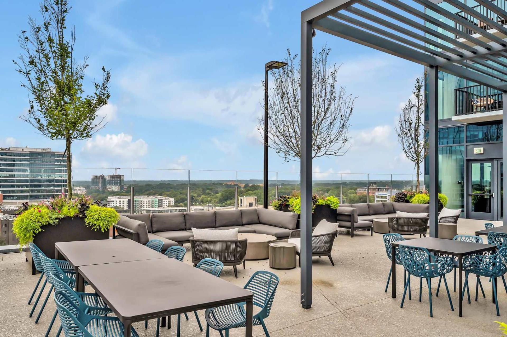 High-Rise Apt Raleigh Free Parking & Sunset View 1 Экстерьер фото