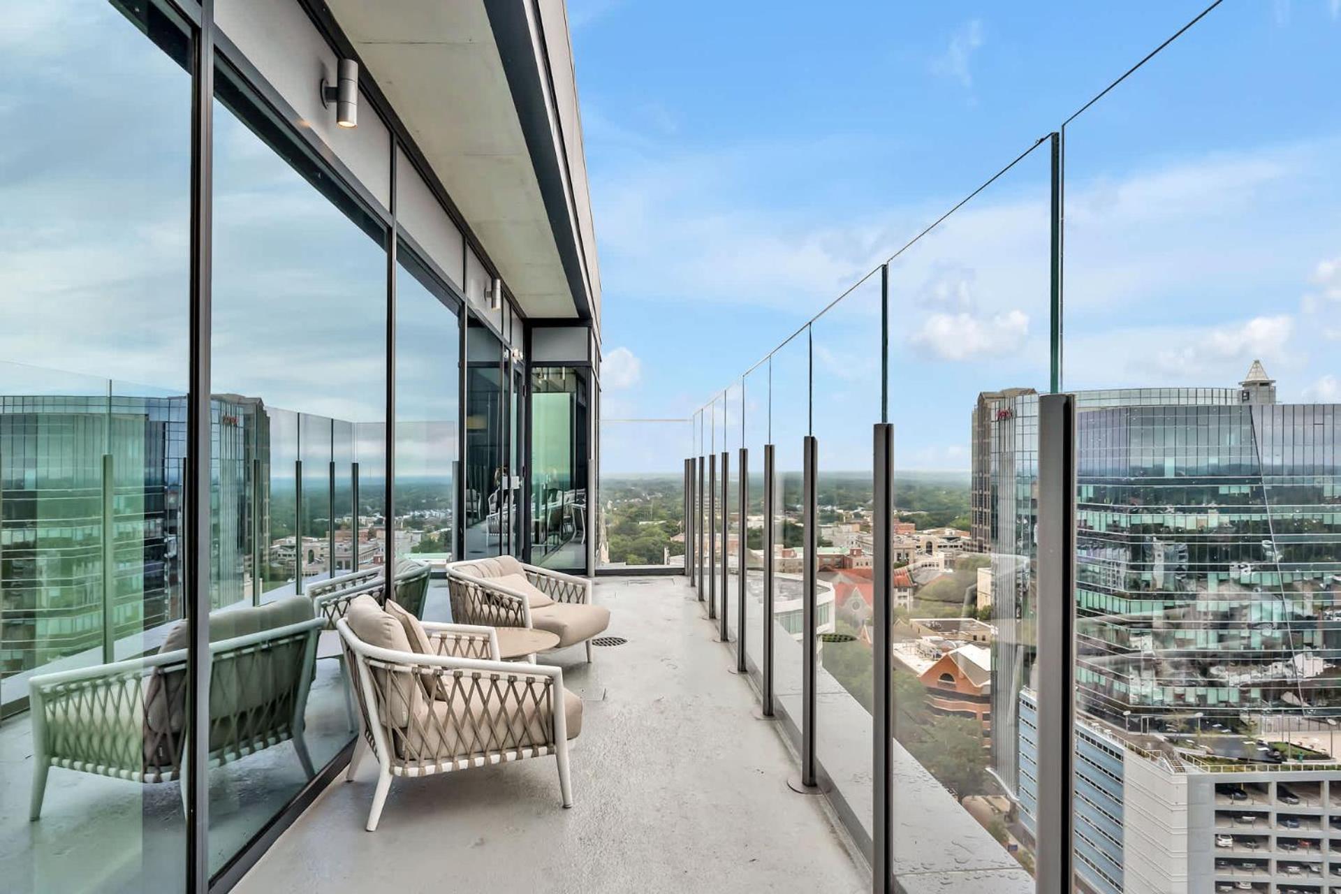 High-Rise Apt Raleigh Free Parking & Sunset View 1 Экстерьер фото