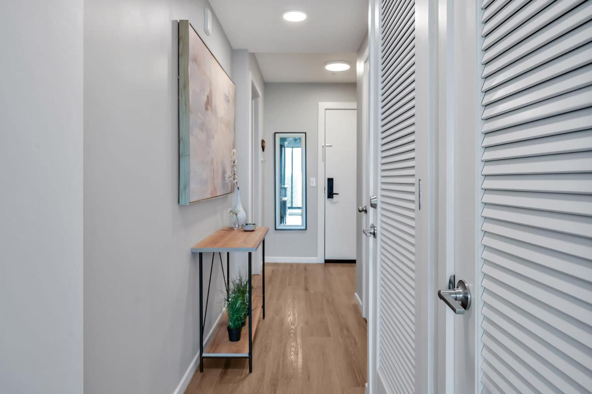 High-Rise Apt Raleigh Free Parking & Sunset View 1 Экстерьер фото
